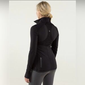 Lululemon Star Runner Long Sleeve 1/2 Zip Pullover Hyper Stripe Black With Lace